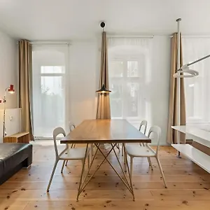 Mooeve Friedrichs Apartamento