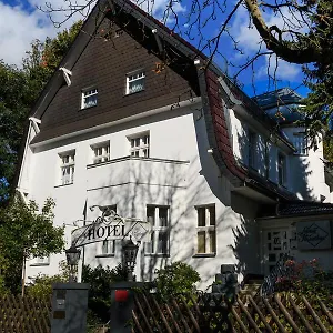 Schlachtensee Guest house